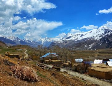 holyal-drass-village